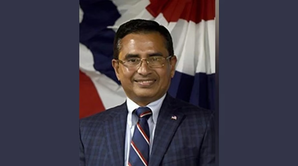 যুক্তরাষ্ট্রে স্টেট রিপ্রেজেন্টেটিভ: ফের দলীয় মনোনয়ন পেলেন আবুল খান